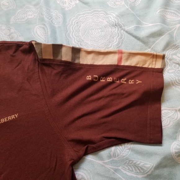 Burberry - Picture 3 of 5